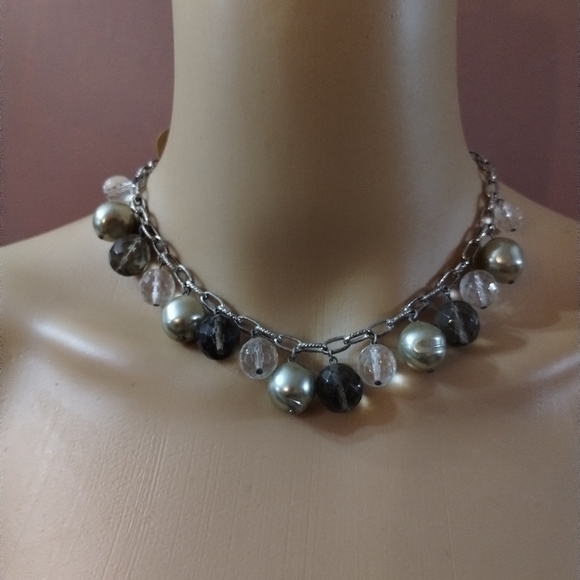 NWT initial outfitter beaded women's necklace and earrings set - Picture 1 of 4